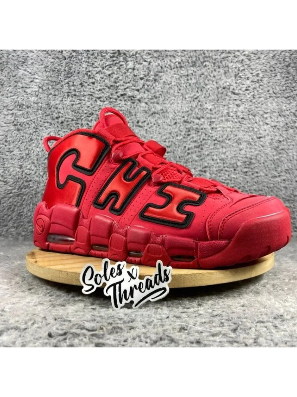 Nike Air More Uptempo QS Chicago Size 11.5 Men University Red Black AJ3138-600